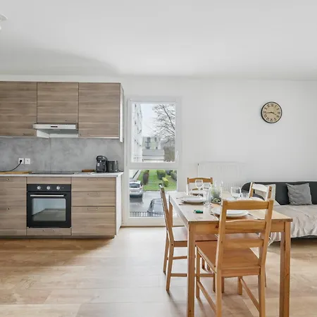 Chic With Terace And Parking Apartment *